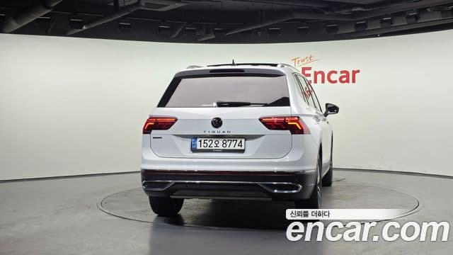 Volkswagen Tiguan Allspace 2022 — ფოტო 4/20