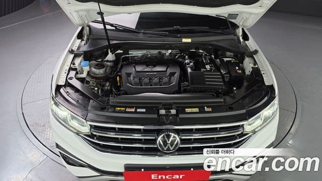 Volkswagen Tiguan Allspace 2022 — ფოტო 6/20