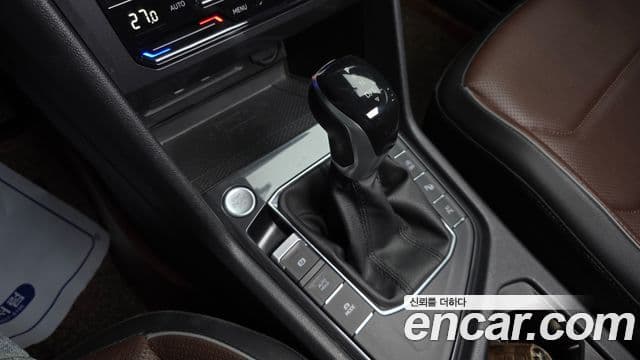 Volkswagen Tiguan Allspace 2022 — фото 9 из 20