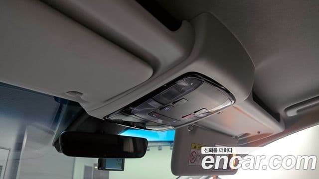 Hyundai Staria 2022 — Şəkil 18/20