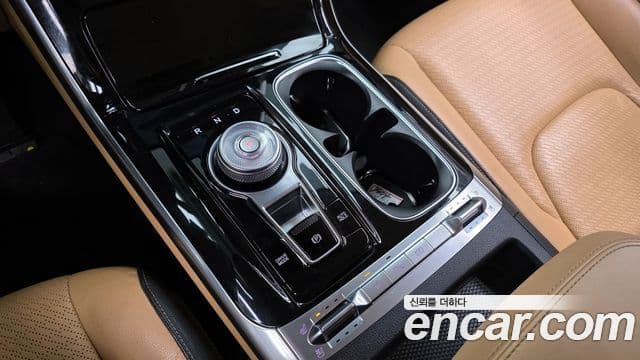 Kia Carnival 2022 — Şəkil 9/20