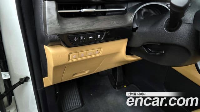 Kia Carnival 2022 — Şəkil 18/20