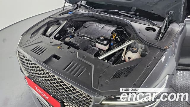 Genesis GV70 2022 — Şəkil 6/20