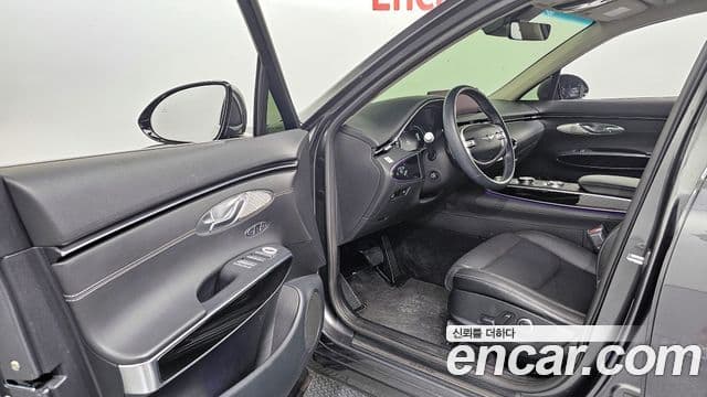 Genesis GV70 2022 — фото 10 из 20