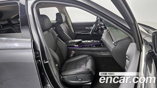 Genesis GV70 2022 — Şəkil 12/20