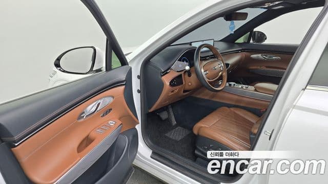 Genesis GV70 2021 — ფოტო 10/20