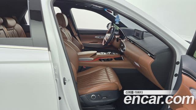 Genesis GV70 2021 — ფოტო 11/20