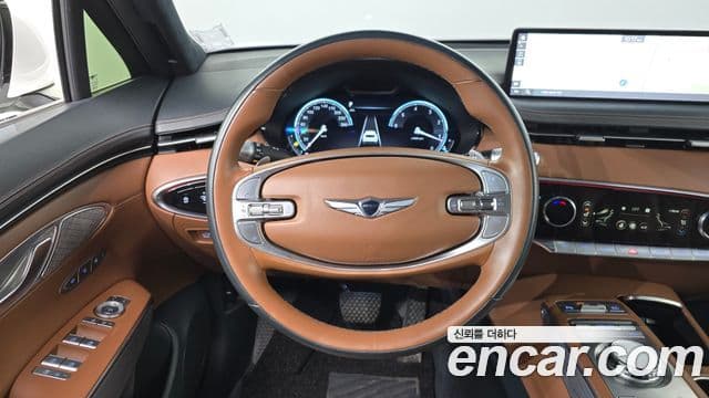 Genesis GV70 2021 — ფოტო 13/20