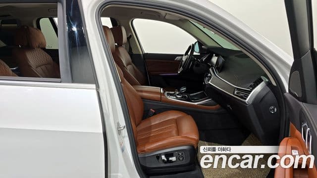 BMW X7 2020 — Şəkil 11/20