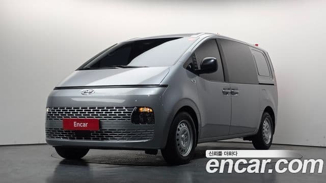 Hyundai Staria 2023 — Şəkil 1/20