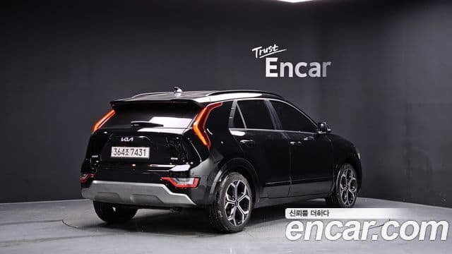 Kia Niro 2022 — Şəkil 16/20