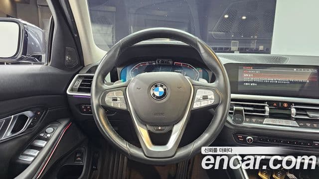 BMW 3 Series 2021 — Şəkil 13/20