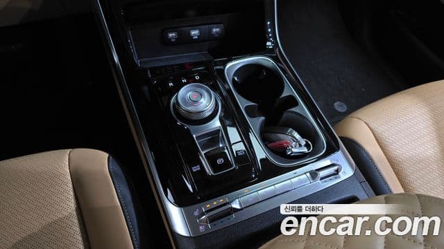 Kia Carnival 2023 — Фото 9/20
