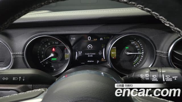 Jeep Wrangler 2022 — Şəkil 8/20