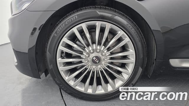 Kia The K9 2018 — ფოტო 5/20