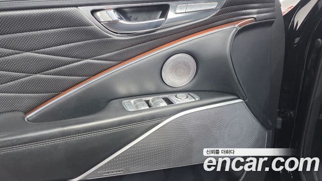 Kia The K9 2018 — ფოტო 13/20