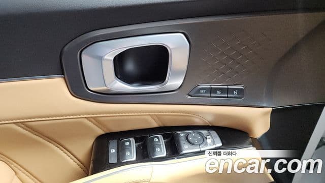 Kia Sorento 2021 — Фото 17/20