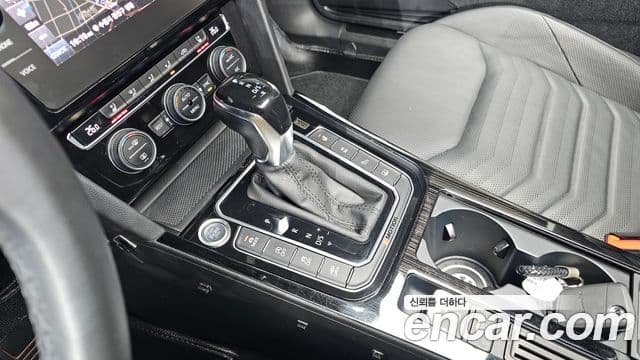 Volkswagen Arteon 2020 — ფოტო 7/20