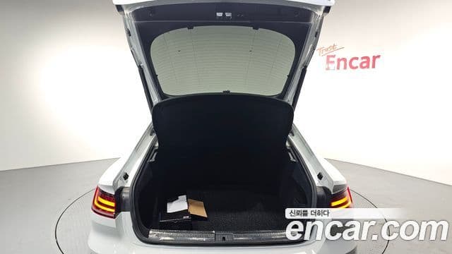 Volkswagen Arteon 2020 — ფოტო 19/20