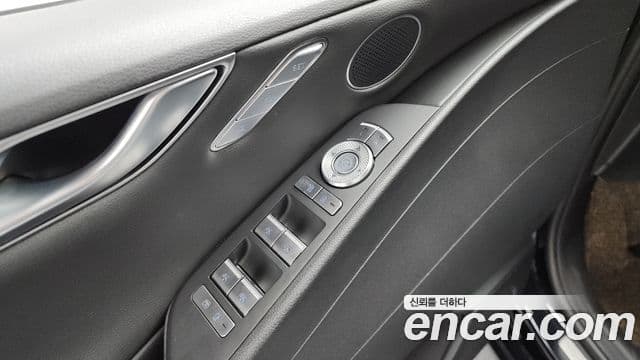 Genesis G80 2020 — Şəkil 12/20