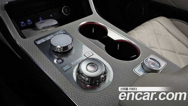 Genesis GV80 2025 — ფოტო 7/20