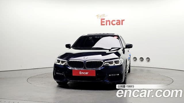 BMW 5 Series 2018 — ფოტო 3/20