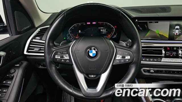 BMW X5 2022 — Photo 8/20