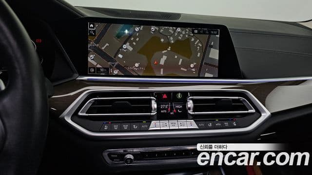 BMW X5 2022 — Photo 18/20
