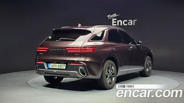 Genesis GV70 2021 — Şəkil 2/20