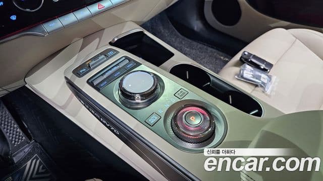 Genesis GV70 2021 — Şəkil 9/20