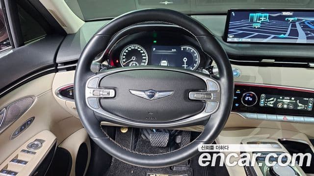 Genesis GV70 2021 — Şəkil 13/20
