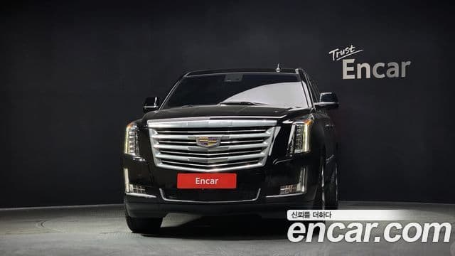 Cadillac Escalade 2019 — Photo 12/20