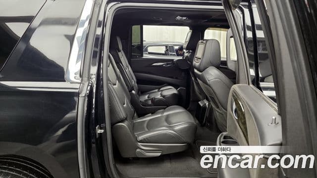 Cadillac Escalade 2019 — Photo 5/20