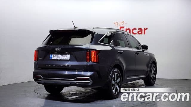 Kia Sorento 2021 — Фото 2/20