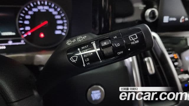 Kia Sorento 2021 — Фото 15/20