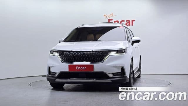 Kia Carnival 2022 — ფოტო 3/20