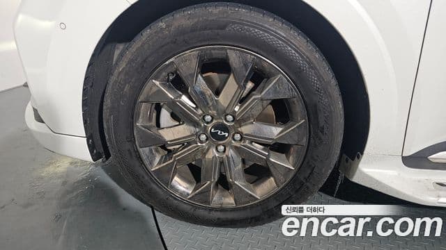 Kia Carnival 2023 — Şəkil 5/20