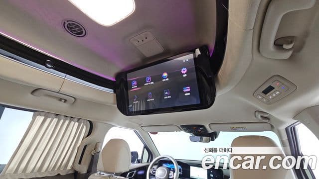 Kia Carnival 2023 — Şəkil 19/20