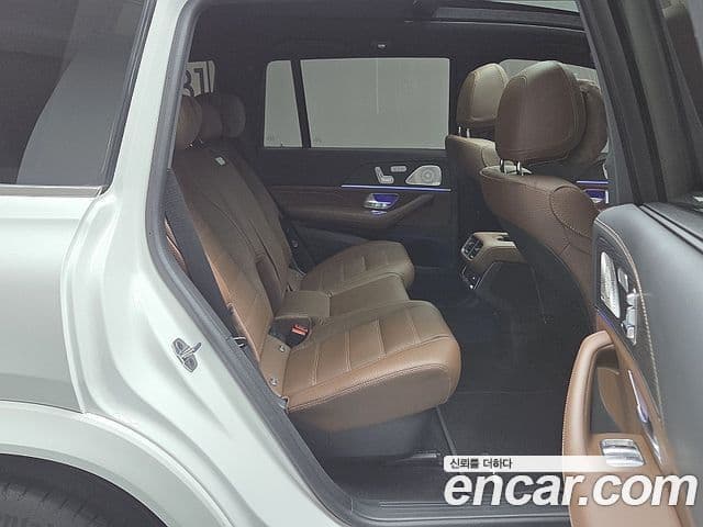 Mercedes-Benz GLS-Class 2025 — ფოტო 15/20
