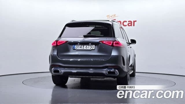 Mercedes-Benz GLE-Class 2021 — ფოტო 4/20