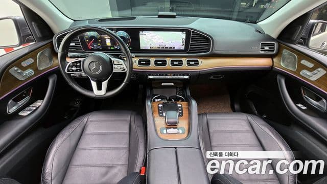 Mercedes-Benz GLE-Class 2021 — ფოტო 7/20