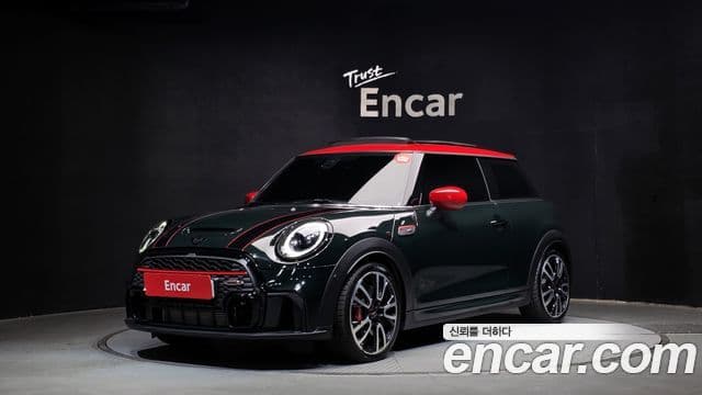 Mini Cooper S 2022 — ფოტო 9/20