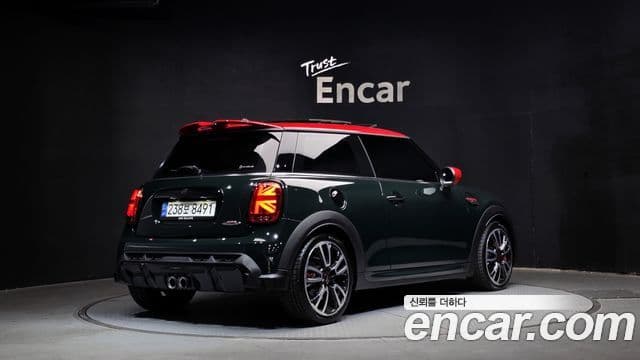 Mini Cooper S 2022 — ფოტო 1/20