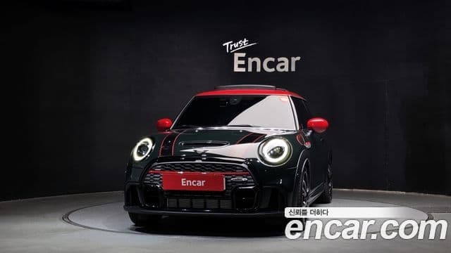 Mini Cooper S 2022 — ფოტო 2/20