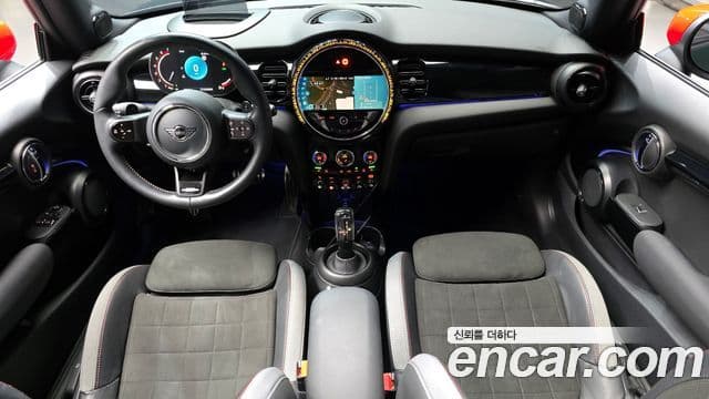 Mini Cooper S 2022 — ფოტო 10/20