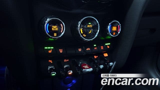 Mini Cooper S 2022 — ფოტო 16/20