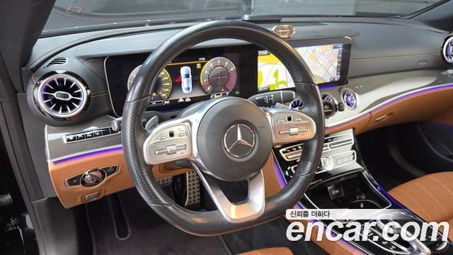 Mercedes-Benz E-Class 2020 — ფოტო 13/20