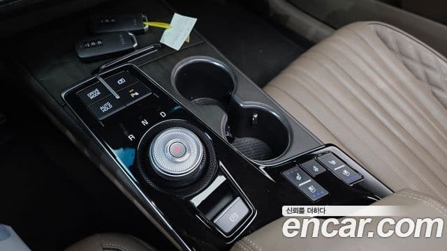 Kia K8 2023 — Şəkil 9/20