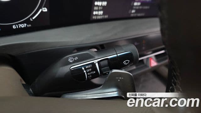 Kia K8 2023 — Şəkil 16/20