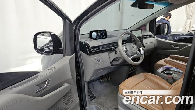 Hyundai Staria 2023 — Şəkil 10/20